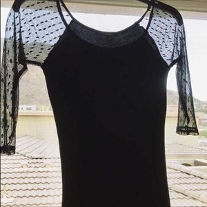 Guess Lace Sleeve Top